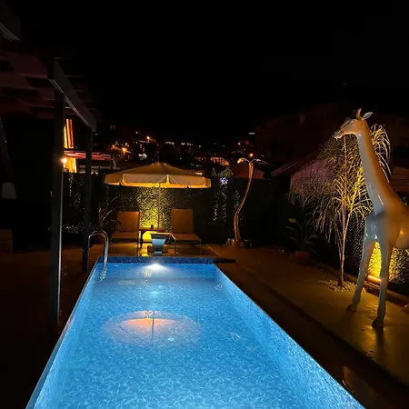 Nirvana Nyaraló Eskiömerler